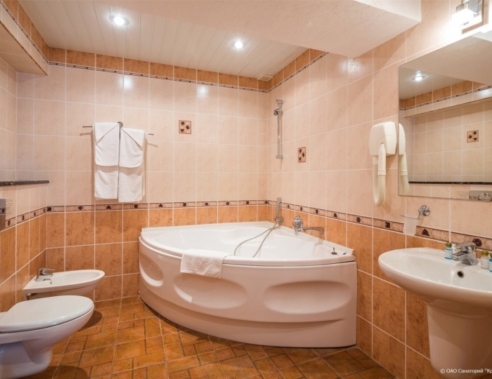 Семейный Комфортный 2-местный 2-комнатный корп.Ривьера - Санаторий «Красная Талка»